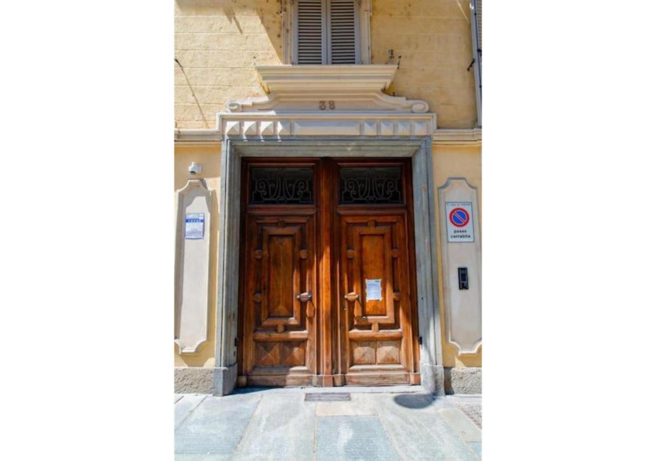 Casa Accademia: Unica E Centrale Turin Bagian luar foto